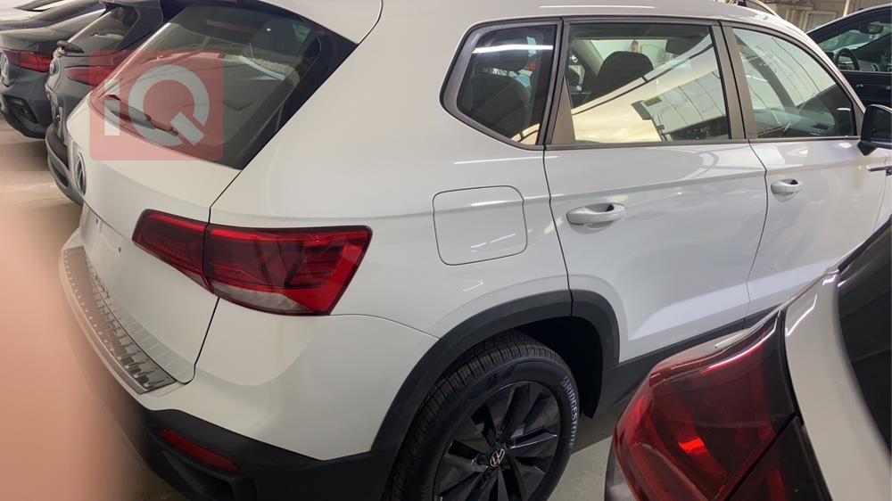 Volkswagen Taos